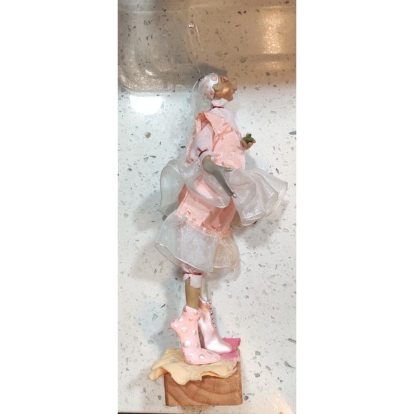 Hand Crafted Fairy Bug Lady Figure Tulle Clay Head Mismatched Frankensteined Art - Picture 5 of 15